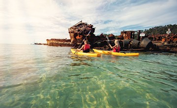 moreton island boat cruise