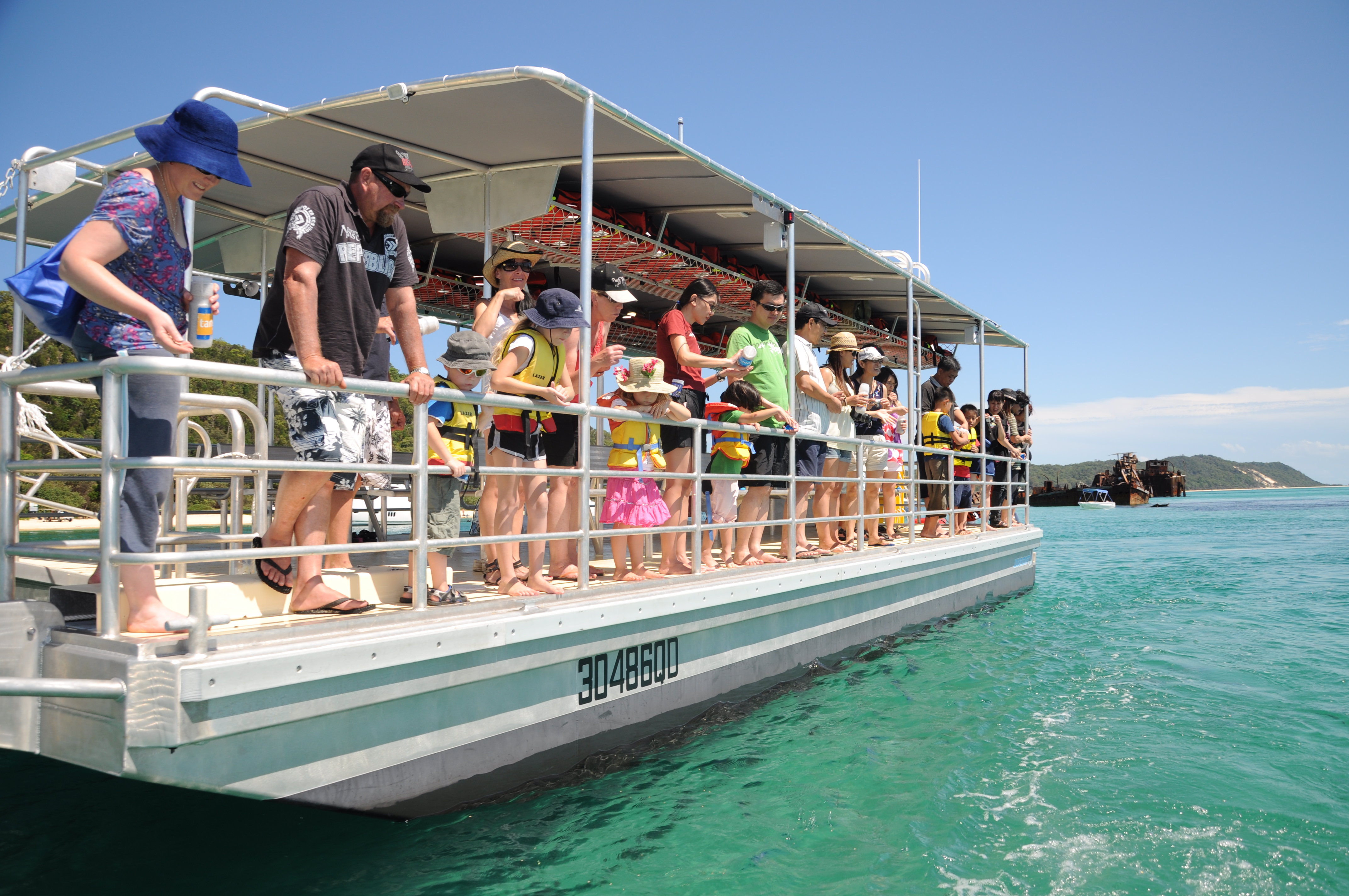 Tangalooma Fish Feeding Boat